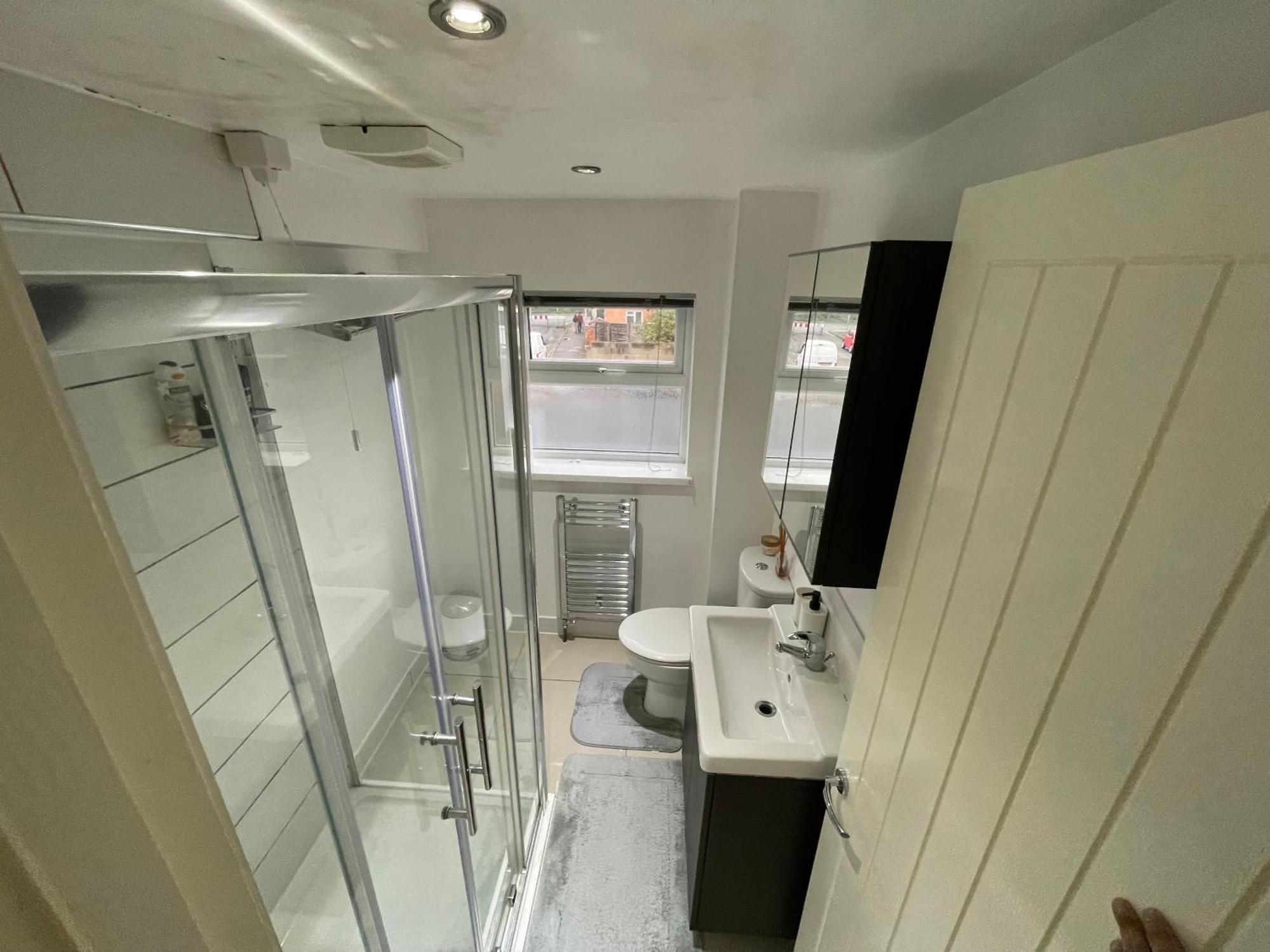 Welcome Rooms 54 Swindon Exterior photo