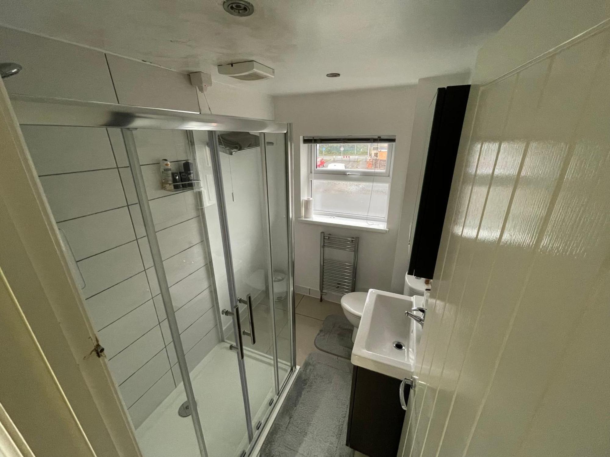 Welcome Rooms 54 Swindon Exterior photo